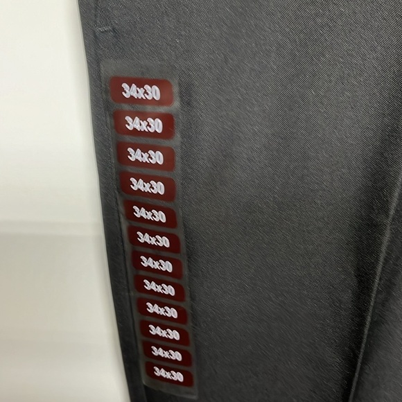 Haggar Performance Comfort Stretch Pant - Picture 4 of 14